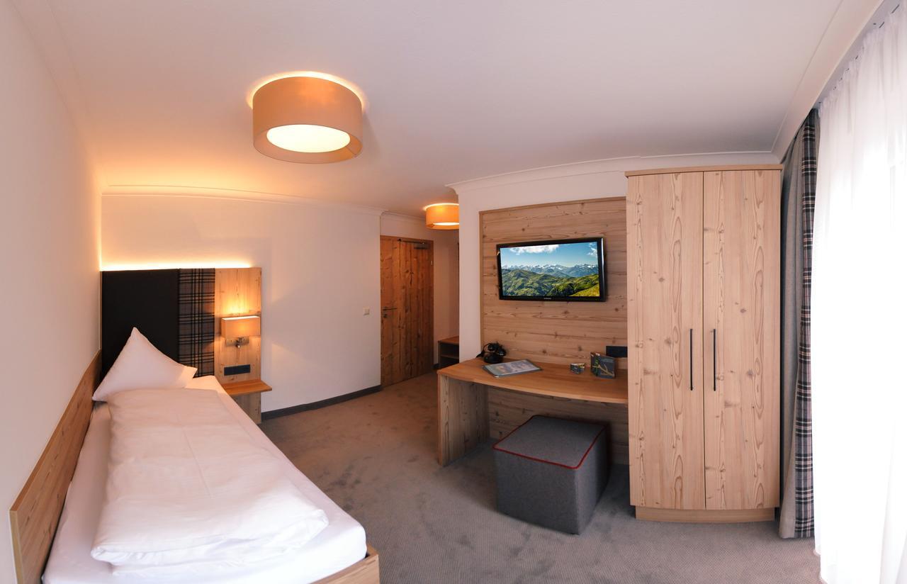 Hotel Birkenhof Saalbach-Hinterglemm Exterior photo